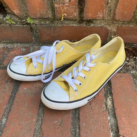 yellow converse low tops